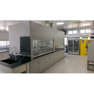 明紘實業 高密度排煙櫃與大型精密分析工作站佈局